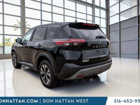 Used 2023 Nissan Rogue SV FWD image 21