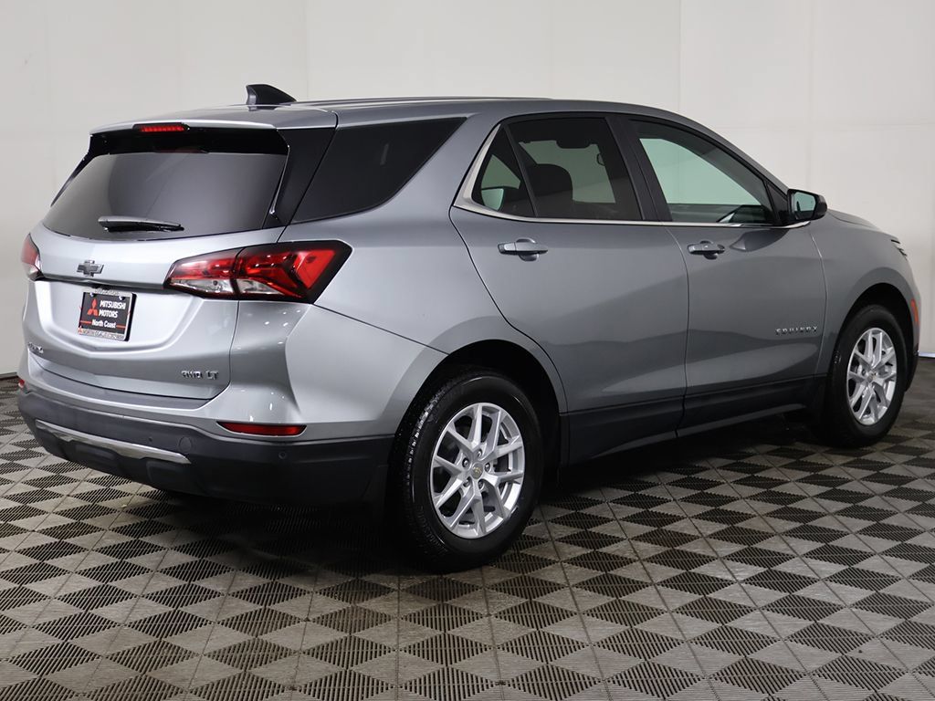 Used 2024 Chevrolet Equinox LT w/ LPO, Floor Liner Package AWD/4WD image 10