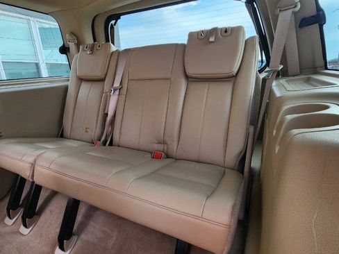 Used 2011 Ford Expedition XLT w/ 203A Rapid Spec Order Code AWD/4WD image 24