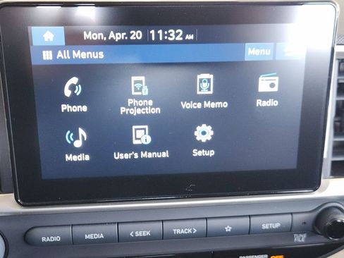 New 2026 Hyundai Venue SEL FWD image 12