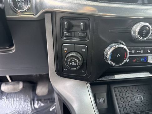 Used 2024 Ford F150 Lariat w/ Equipment Group 502A High AWD/4WD image 20