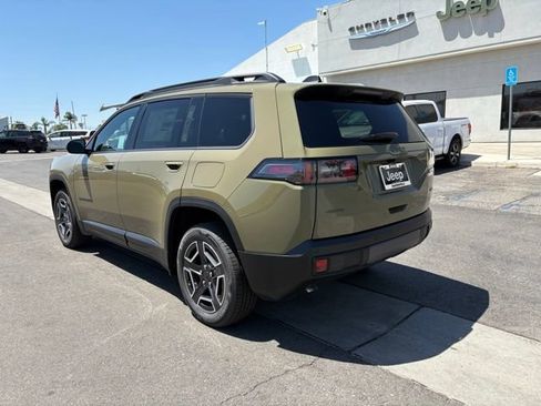 New 2026 Jeep Cherokee Laredo AWD/4WD image 5
