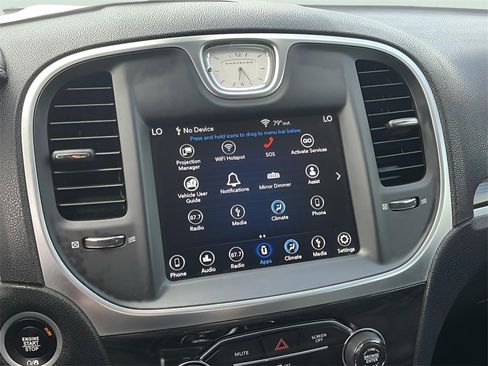 Used 2018 Chrysler 300 Touring w/ Sport Appearance Package image 34