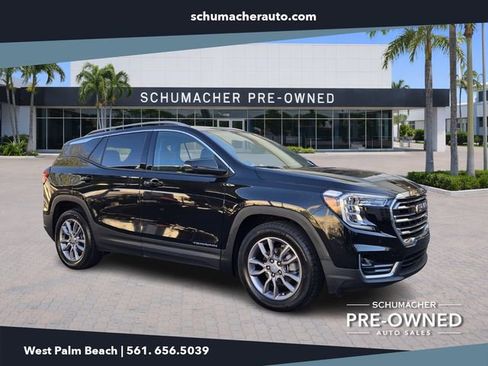 Certified 2022 GMC Terrain SLT w/ Infotainment Package II FWD image 1