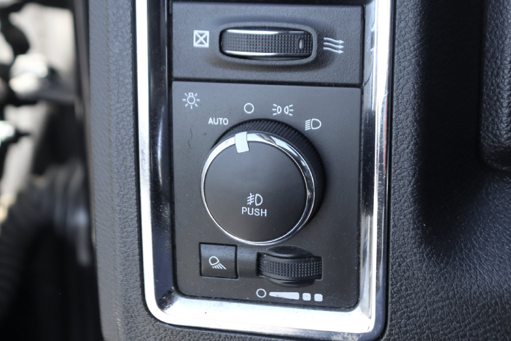 Used 2017 RAM 2500 Laramie w/ Sport Appearance Group AWD/4WD image 21