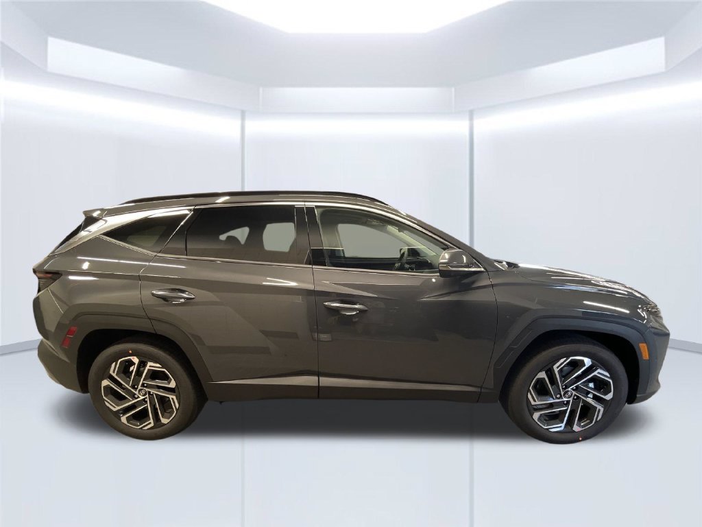 New 2026 Hyundai Tucson Limited FWD image 2