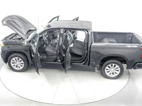 Used 2019 Chevrolet Silverado 1500 Custom w/ Custom Value Package image 44