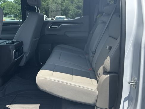 Certified 2023 GMC Sierra 1500 SLT w/ SLT Premium Package AWD/4WD image 15