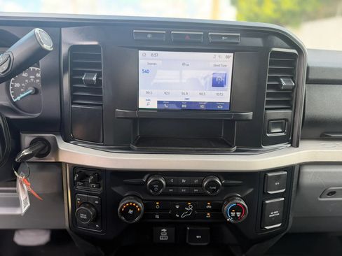 Used 2024 Ford F250 XLT AWD/4WD image 18