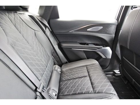 New 2026 Cadillac Lyriq V image 11