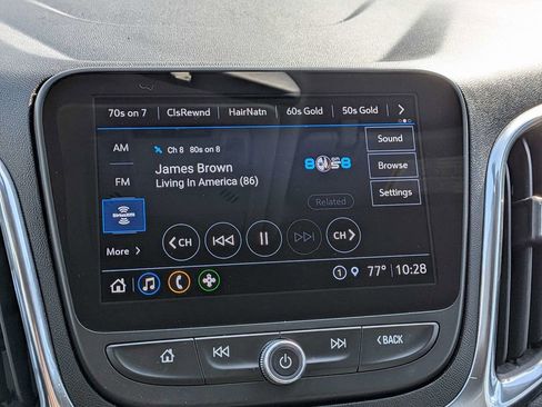 Used 2024 Chevrolet Equinox LT image 18