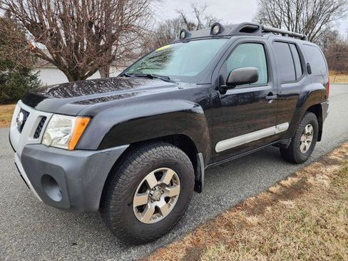 Used 2011 Nissan Xterra PRO-4X w/ Pro-4x Leather Pkg image 2