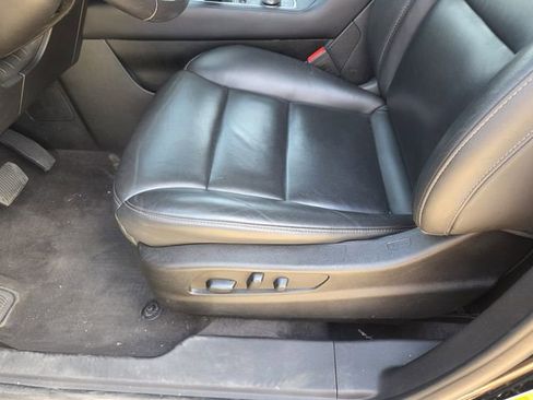 Used 2023 Cadillac XT4 Premium Luxury image 19