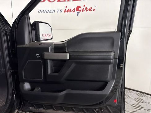 Used 2019 Ford F150 Raptor w/ Equipment Group 802A Luxury AWD/4WD image 37