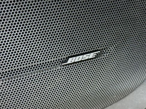 Used 2012 GMC Acadia SLE image 30