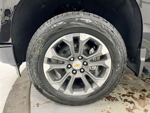 New 2026 Chevrolet Silverado 1500 High Country w/ Technology Package AWD/4WD image 28