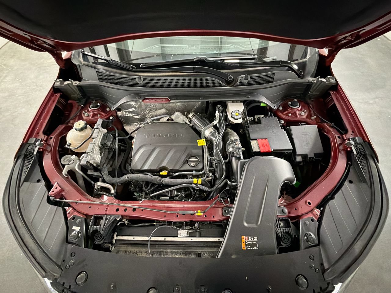 Certified 2025 Chevrolet Trax RS w/ Sunroof Package FWD image 27