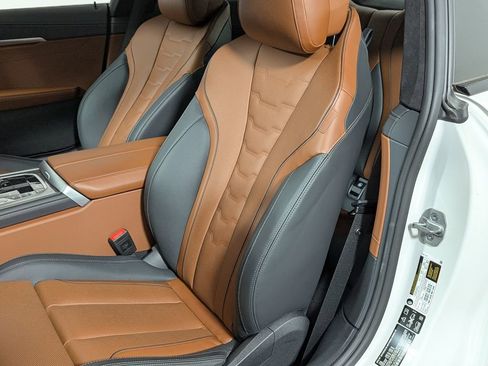 Used 2026 BMW M850i xDrive Coupe w/ M Sport Professional Package AWD/4WD image 19