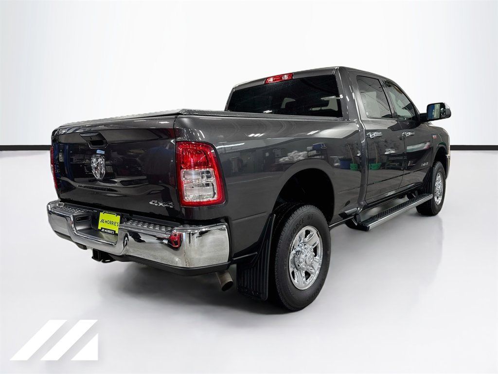 Used 2022 RAM 2500 Tradesman w/ Chrome Appearance Group AWD/4WD image 5
