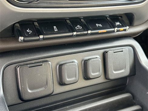 Used 2018 GMC Sierra 1500 SLT image 36