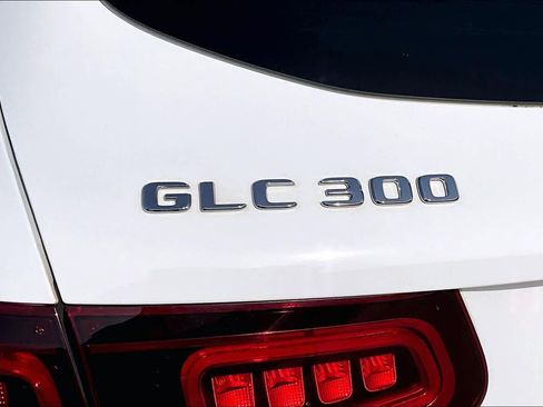 Used 2020 Mercedes-Benz GLC 300 4MATIC image 30