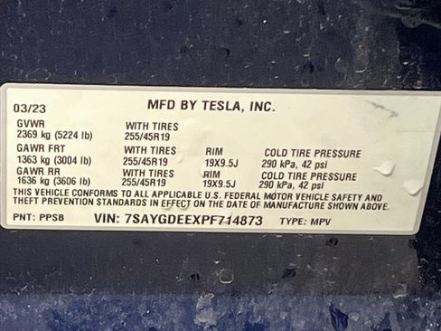 Used 2023 Tesla Model Y Long Range AWD/4WD image 30