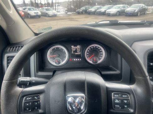 Used 2019 RAM 1500 Express image 18