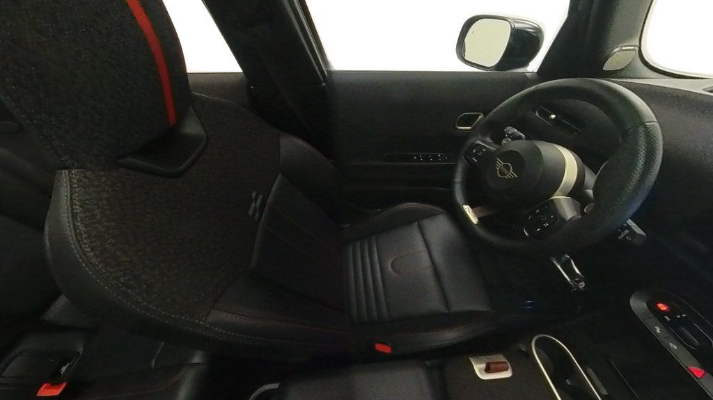Used 2025 MINI Cooper S FWD image 27