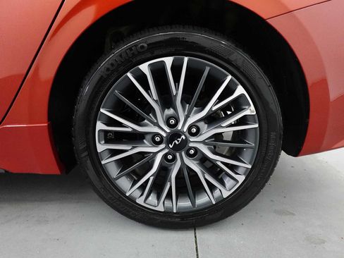 Used 2023 Kia Forte GT-Line FWD image 9