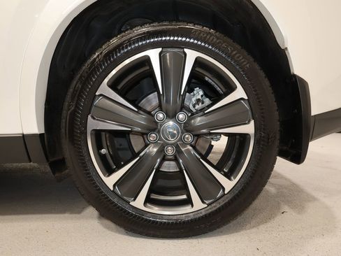 Used 2022 Lexus UX 200 w/ Premium Package image 33