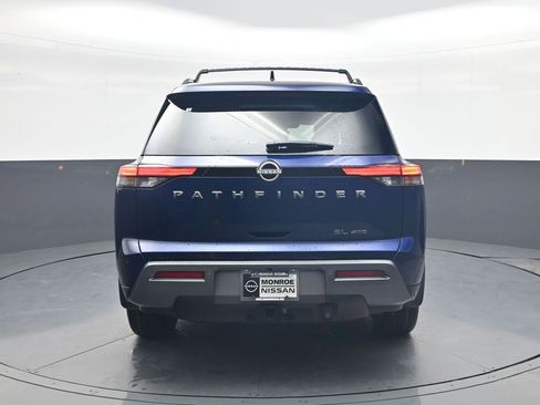 New 2026 Nissan Pathfinder SL image 6