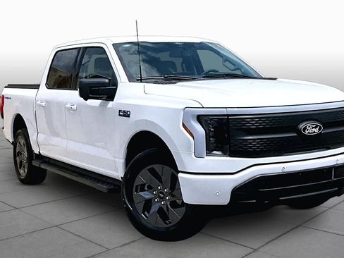 Certified 2025 Ford F150 Lightning Flash AWD/4WD image 2