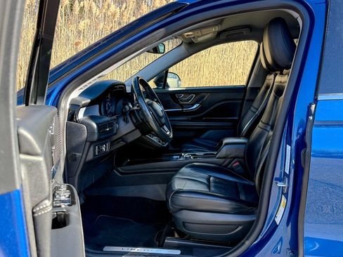 Used 2021 Lincoln Corsair AWD w/ Equipment Group 101A image 18