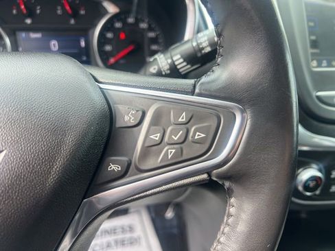 Used 2019 Chevrolet Equinox LT w/ Driver Convenience Package FWD image 26