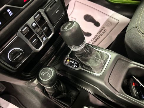 Used 2025 Jeep Wrangler Unlimited Sport AWD/4WD image 20