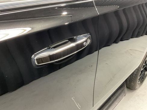 Used 2024 Chevrolet Tahoe Premier image 4