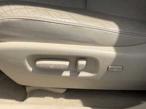 Used 2012 Lexus RX 350 FWD w/ Premium Pkg image 30