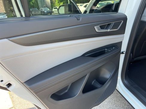 New 2025 Volkswagen Atlas Cross Sport SEL R-Line image 12