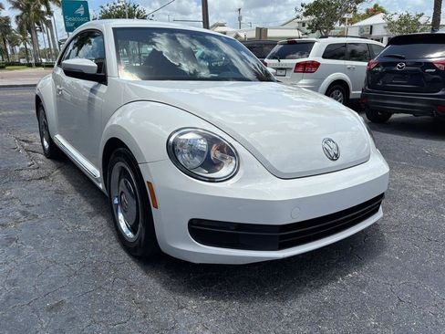 Used 2012 Volkswagen Beetle 2.5 FWD image 7
