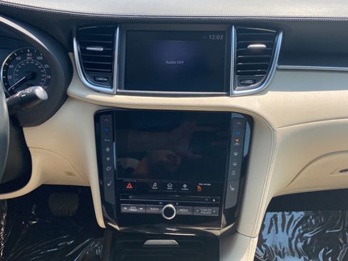 Used 2022 INFINITI QX50 Luxe AWD/4WD image 13
