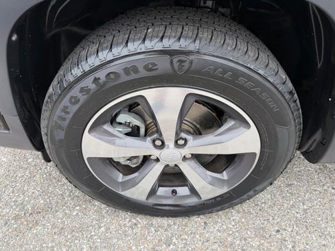 Used 2019 Jeep Cherokee Limited w/ Technology Group image 48