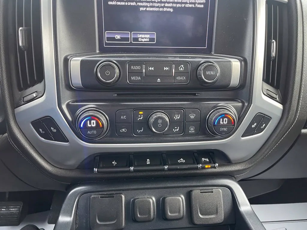 Used 2016 GMC Sierra 2500 SLT w/ Snow Plow Prep Package AWD/4WD image 28