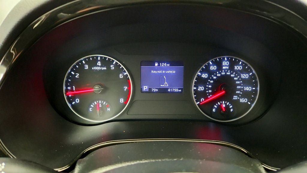 Used 2023 Kia Seltos S AWD/4WD image 14