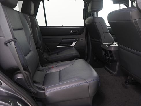 Used 2025 Toyota Sequoia 4WD image 15