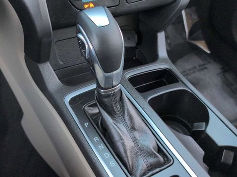 Used 2018 Ford Escape SEL image 32