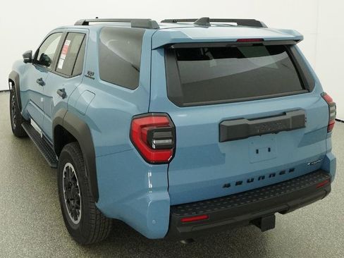 New 2026 Toyota 4Runner TRD Off-Road Premium AWD/4WD image 9