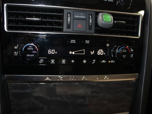 Used 2024 Nissan Armada Platinum w/ Captain's Chairs Package image 51