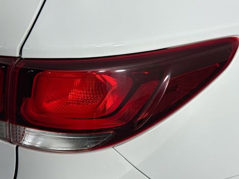 Used 2017 Hyundai Santa Fe SE image 57