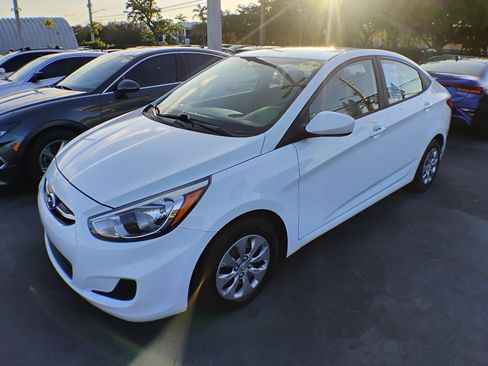 Used 2016 Hyundai Accent SE image 99