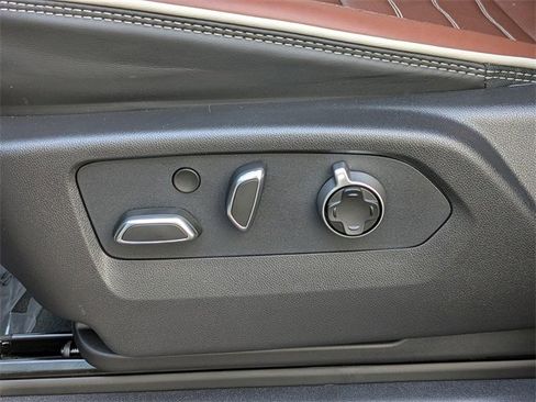 New 2026 GMC Sierra 1500 Denali Ultimate w/ LPO, Black Badging Package image 23